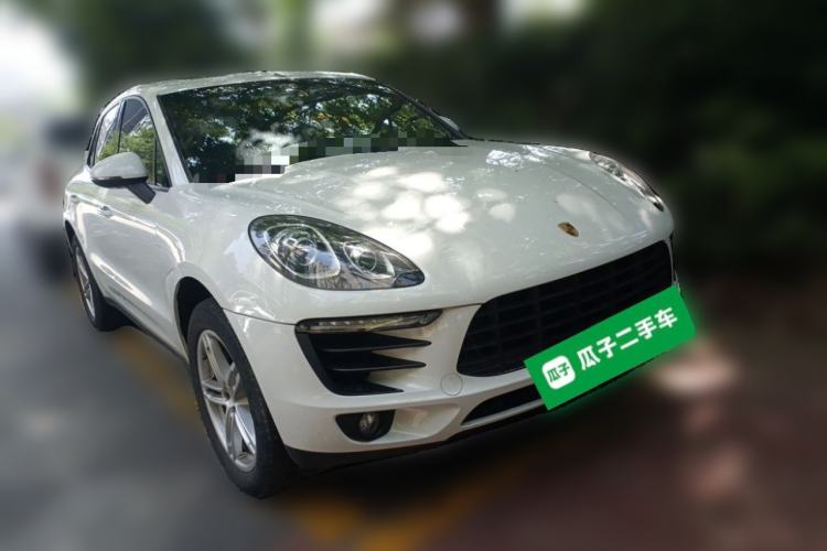 Used Porsche Macan 2014 Macan 2.0T Front Right 45 Deg