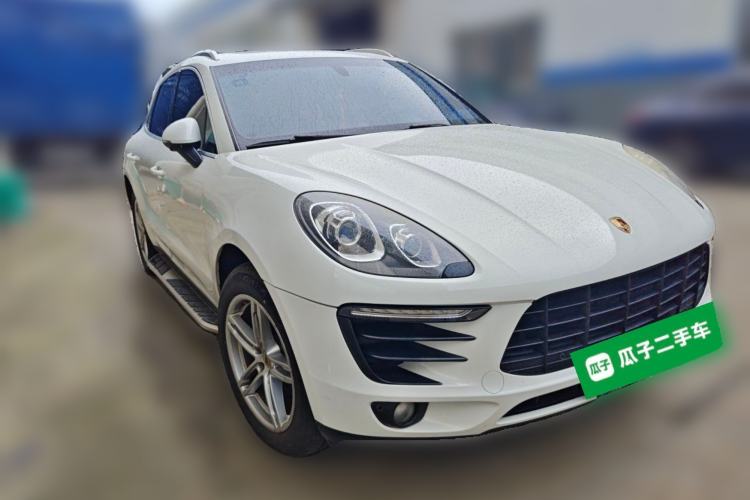 Used Porsche Macan 2014 Macan 2.0T Front Right 45 Deg