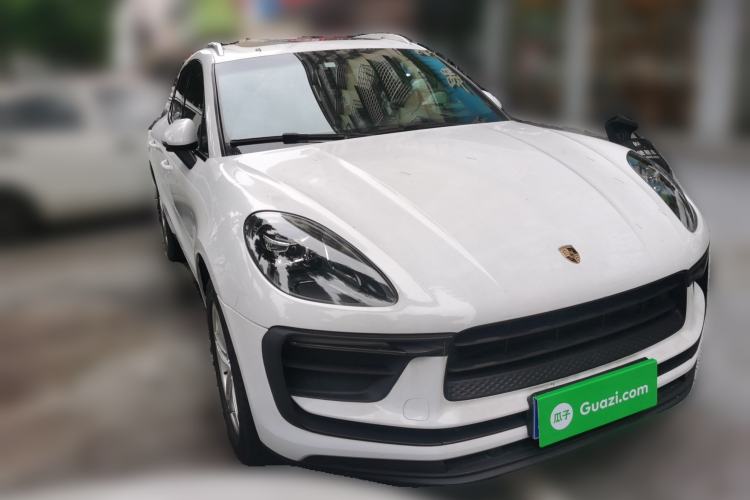Used Porsche Macan 2014 Macan 2.0T Front Right 45 Deg