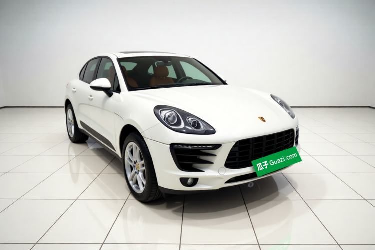 Used Porsche Macan 2014 Macan 2.0T Front Right 45 Deg