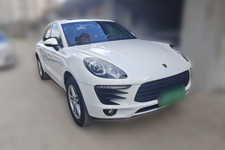 Used Porsche Macan 2014 Macan 2.0T Front Right 45 Deg