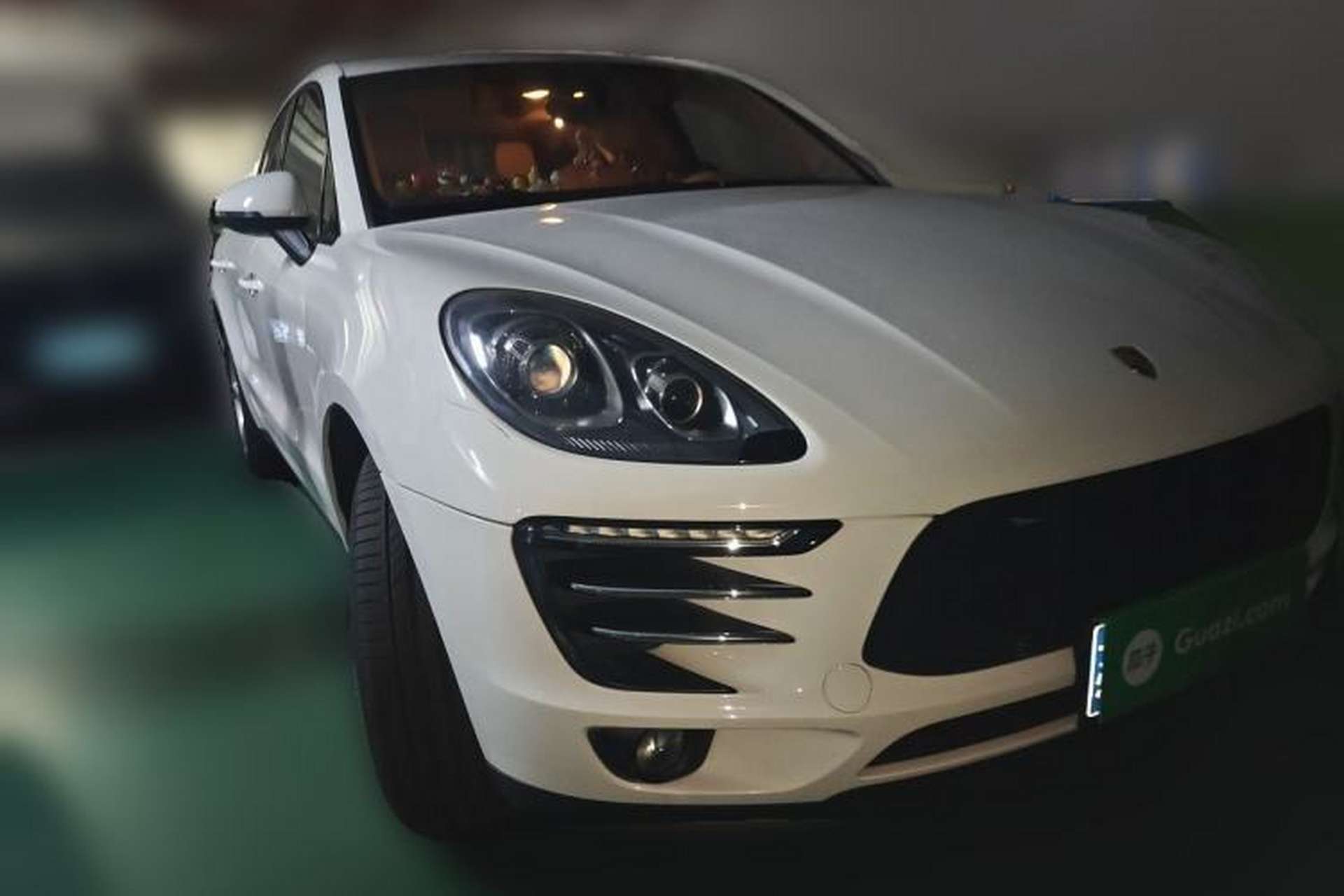 Used Porsche Macan 2014 Macan 2.0T Front Right 45 Deg
