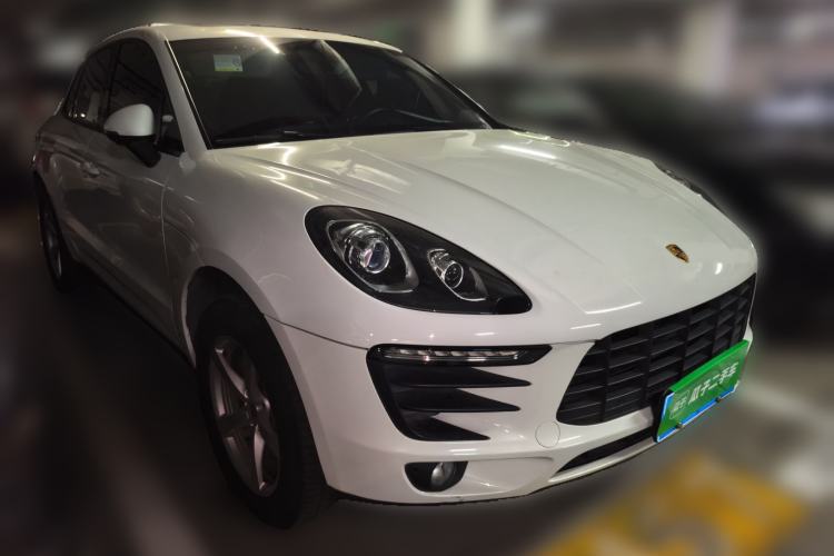 Used Porsche Macan 2014 Macan 2.0T Front Right 45 Deg