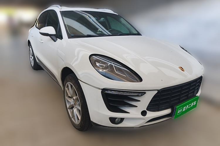 Used Porsche Macan 2014 Macan 2.0T Front Right 45 Deg