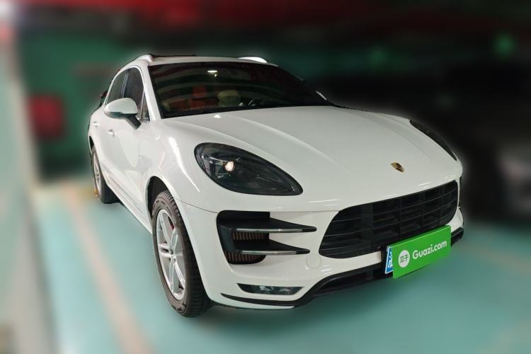 Used Porsche Macan 2014 Macan Turbo 3.6T Front Right 45 Deg