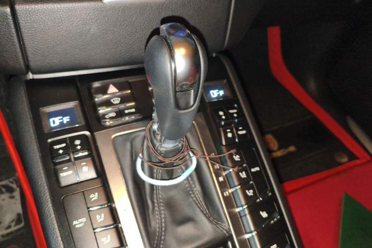 Used Porsche Macan 2014 Macan 2.0T Gear Lever