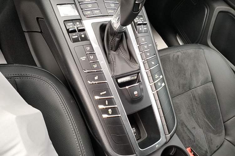 Used Porsche Macan 2014 Macan 2.0T Gear Lever