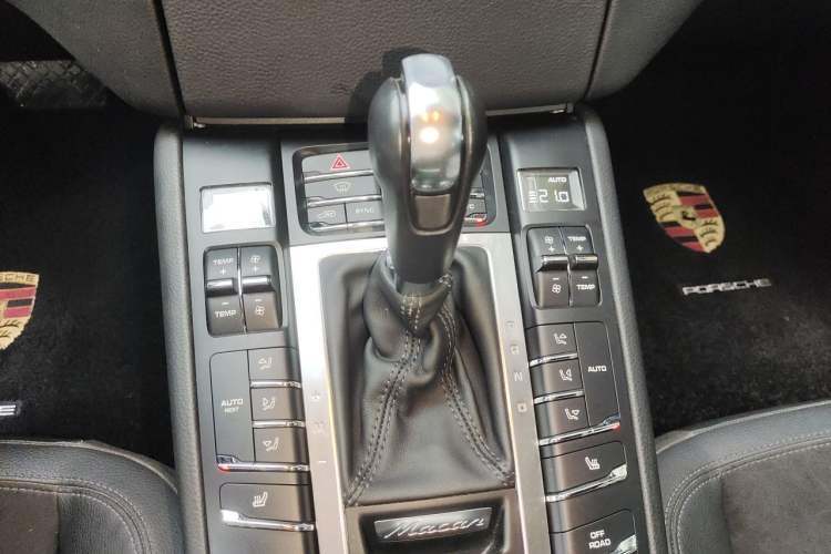 Used Porsche Macan 2014 Macan 2.0T Gear Lever