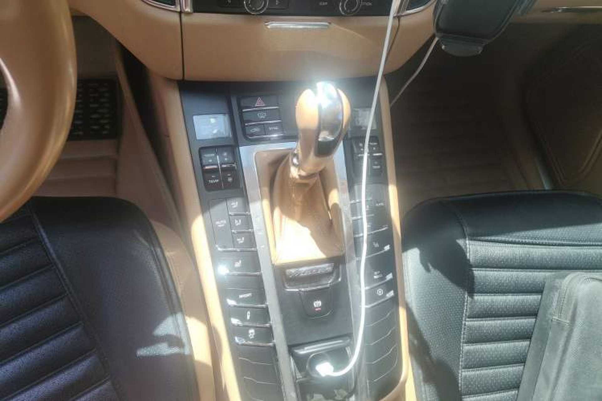 Used Porsche Macan 2014 Macan 2.0T Gear Lever
