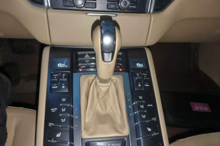 Used Porsche Macan 2014 Macan 2.0T Gear Lever