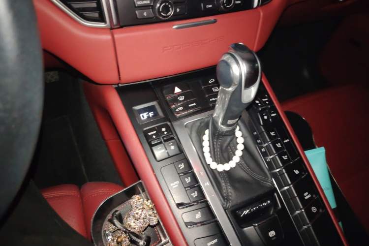 Used Porsche Macan 2014 Macan 2.0T Gear Lever