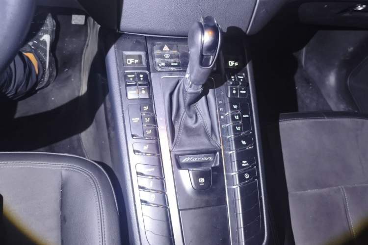 Used Porsche Macan 2014 Macan 2.0T Gear Lever