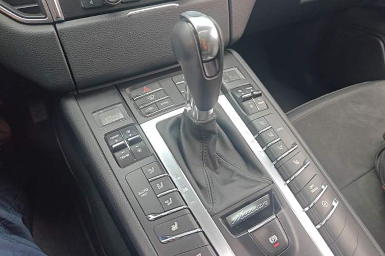 Used Porsche Macan 2014 Macan 2.0T Gear Lever