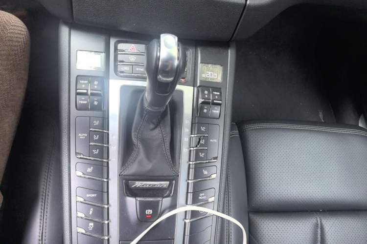 Used Porsche Macan 2014 Macan 2.0T Gear Lever