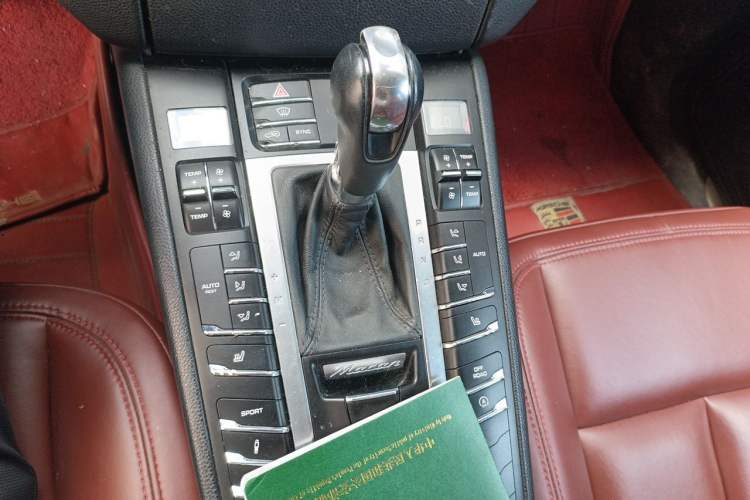 Used Porsche Macan 2014 Macan 2.0T Gear Lever