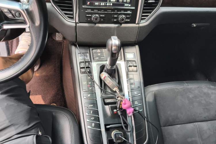 Used Porsche Macan 2014 Macan S 3.0T Gear Lever