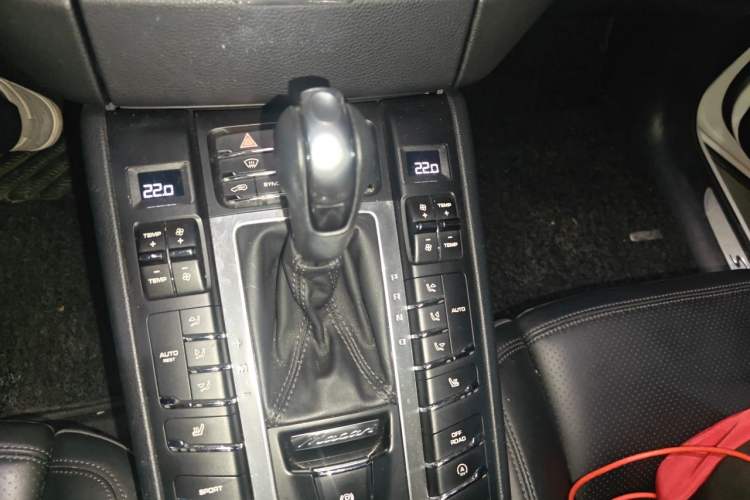 Used Porsche Macan 2014 Macan S 3.0T Gear Lever