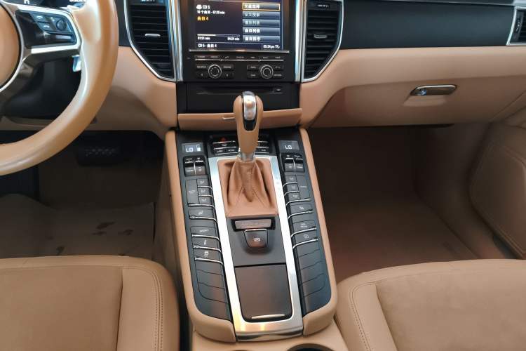 Used Porsche Macan 2014 Macan 2.0T Gear Lever