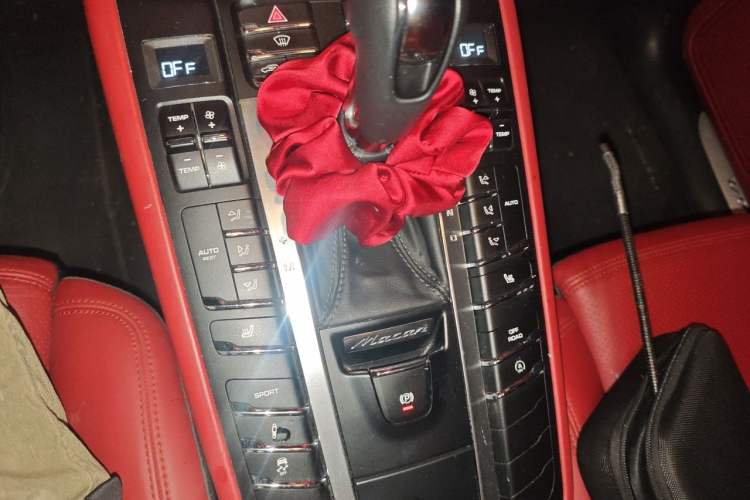 Used Porsche Macan 2014 Macan 2.0T Gear Lever