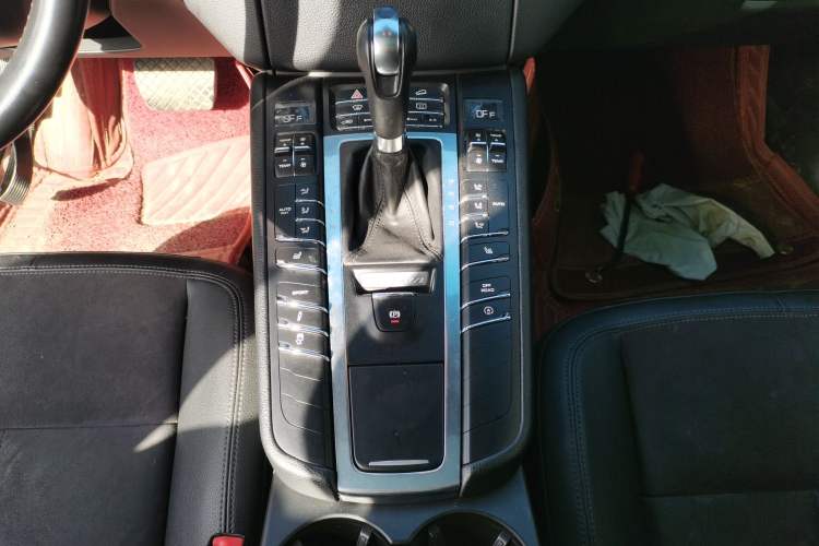Used Porsche Macan 2014 Macan 2.0T Gear Lever