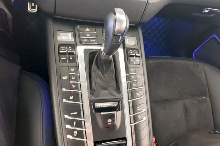 Used Porsche Macan 2014 Macan 2.0T Gear Lever