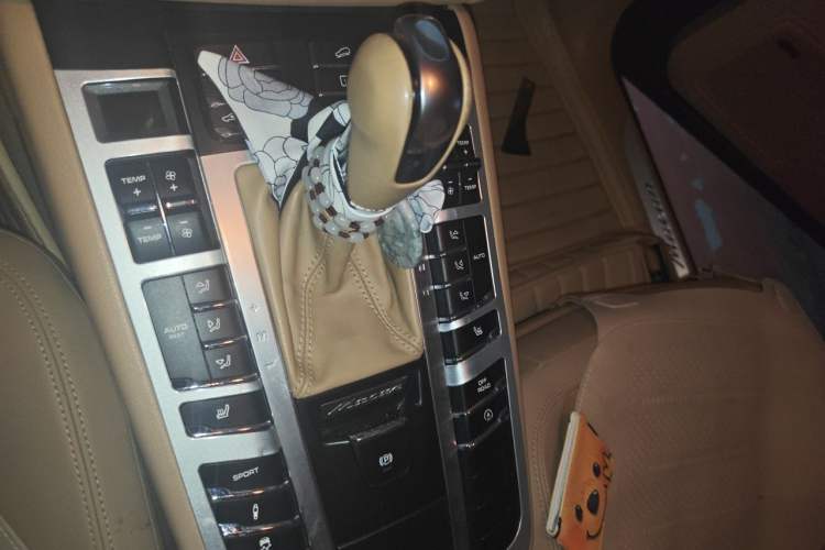 Used Porsche Macan 2014 Macan 2.0T Gear Lever
