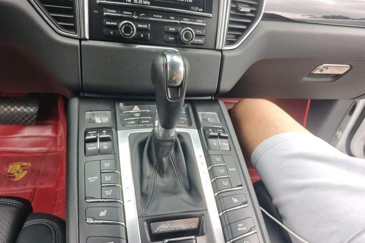Used Porsche Macan 2014 Macan S 3.0T Gear Lever