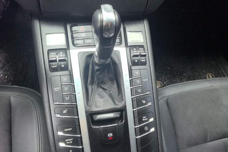 Used Porsche Macan 2014 Macan 2.0T Gear Lever