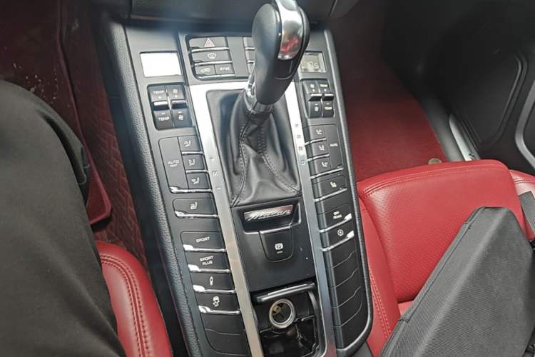 Used Porsche Macan 2014 Macan 2.0T Gear Lever