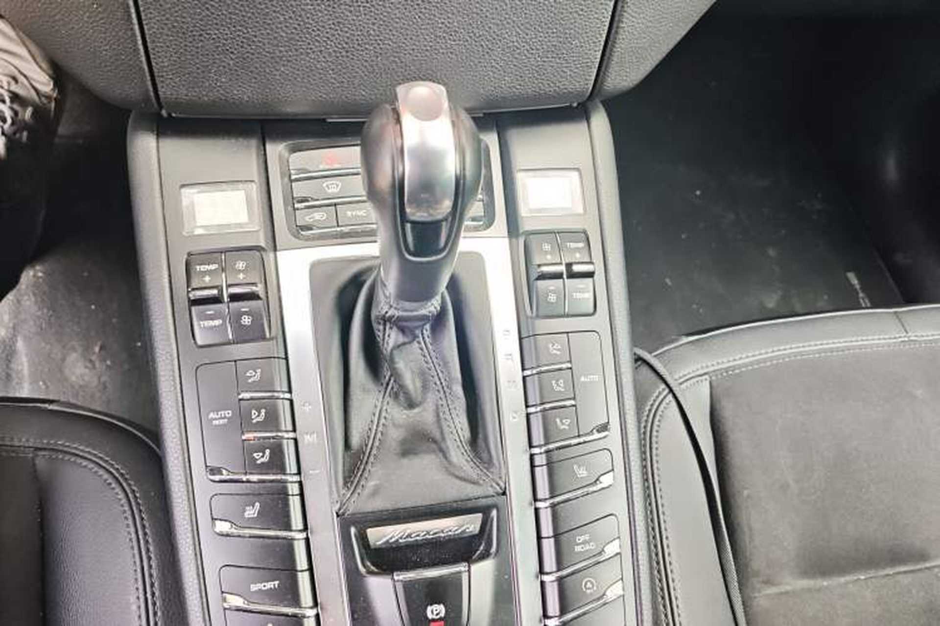 Used Porsche Macan 2014 Macan 2.0T Gear Lever