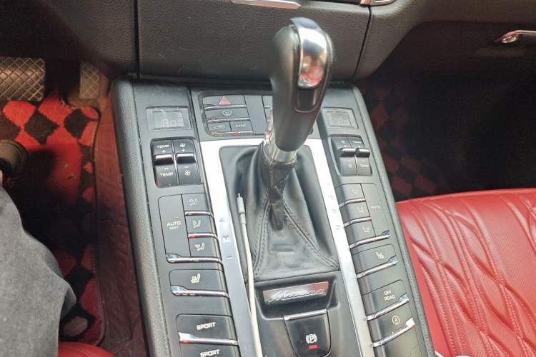 Used Porsche Macan 2014 Macan 2.0T Gear Lever