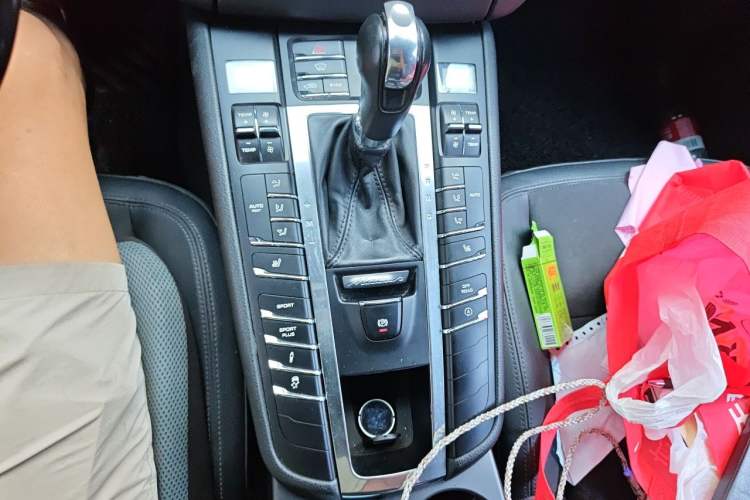 Used Porsche Macan 2014 Macan 2.0T Gear Lever