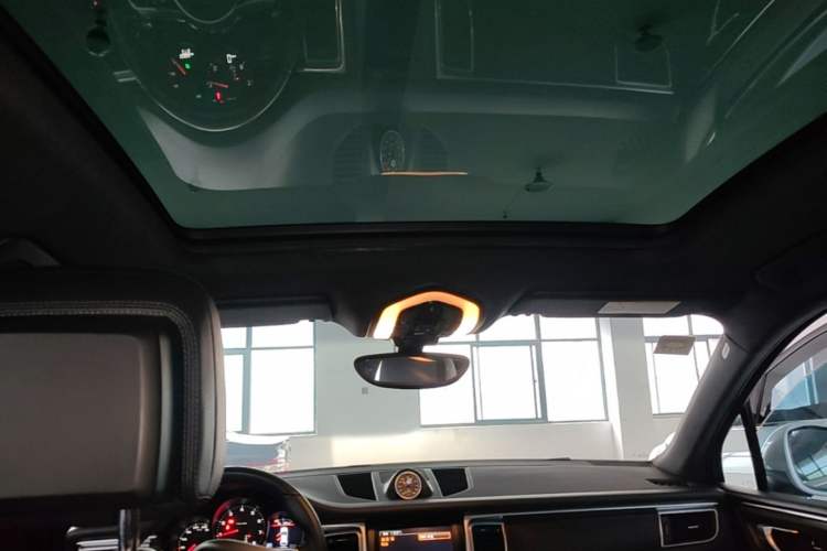 Used Porsche Macan 2014 Macan 2.0T Headliner