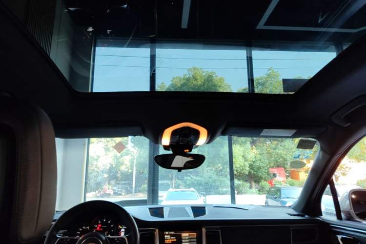 Used Porsche Macan 2014 Macan 2.0T Headliner