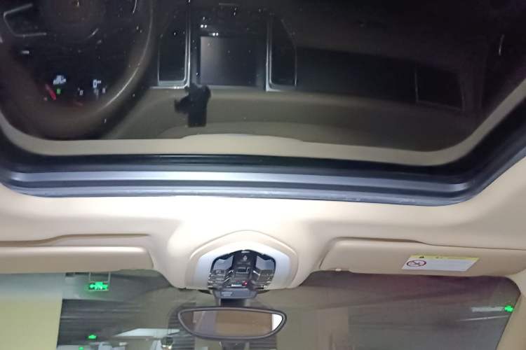 Used Porsche Macan 2014 Macan 2.0T Headliner