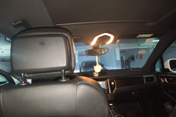 Used Porsche Macan 2014 Macan 2.0T Headliner