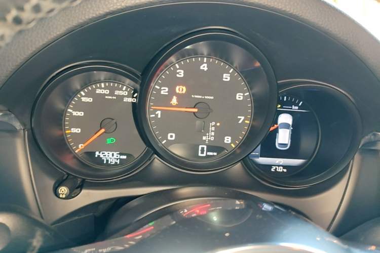 Used Porsche Macan 2014 Macan 2.0T Instrument Cluster