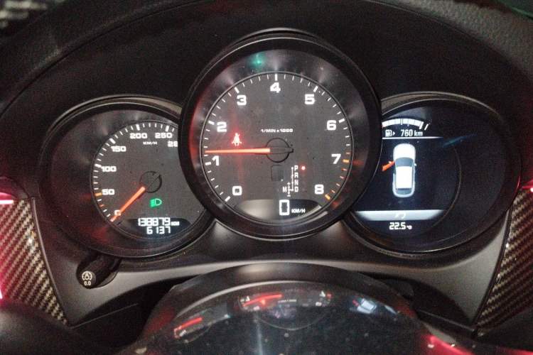 Used Porsche Macan 2014 Macan 2.0T Instrument Cluster