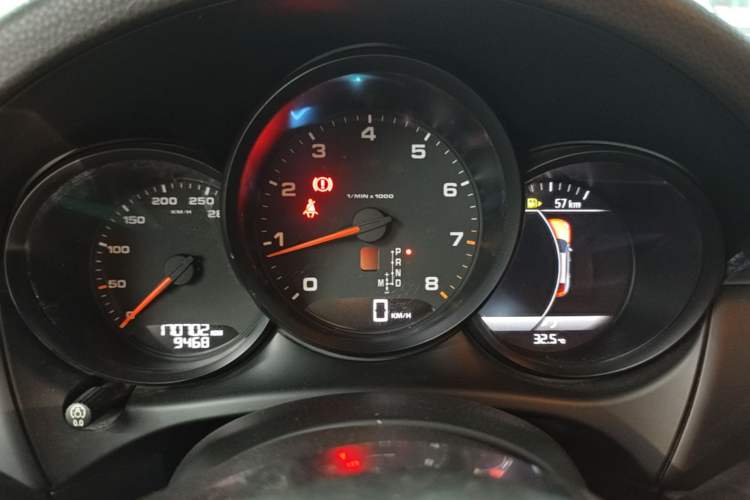 Used Porsche Macan 2014 Macan 2.0T Instrument Cluster