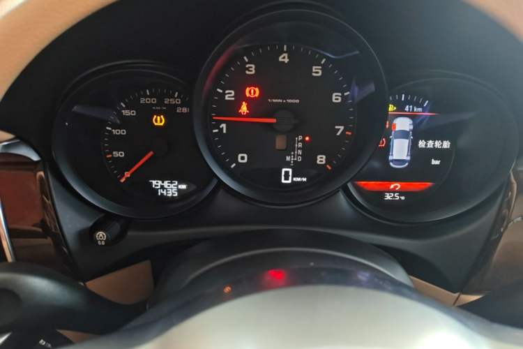Used Porsche Macan 2014 Macan 2.0T Instrument Cluster
