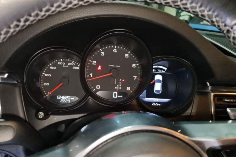 Used Porsche Macan 2014 Macan 2.0T Instrument Cluster