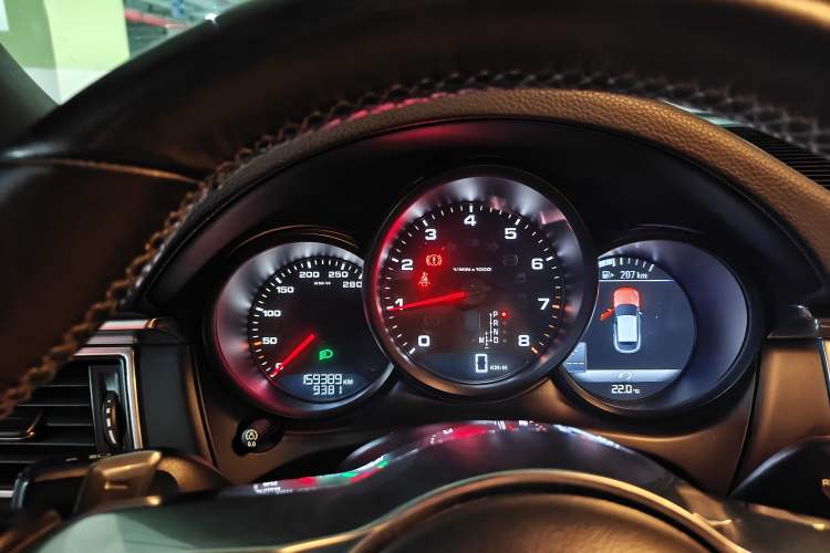 Used Porsche Macan 2014 Macan 2.0T Instrument Cluster