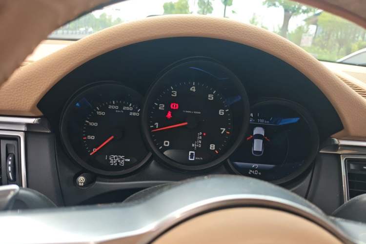 Used Porsche Macan 2014 Macan 2.0T Instrument Cluster