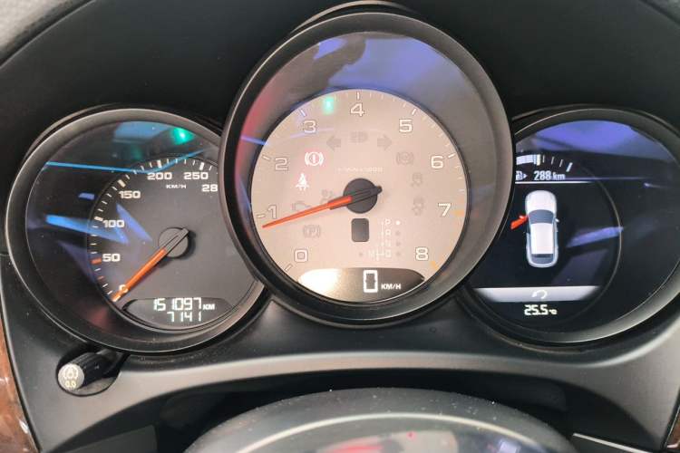 Used Porsche Macan 2014 Macan S 3.0T Instrument Cluster