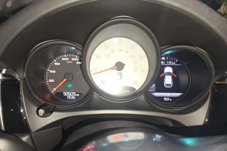 Used Porsche Macan 2014 Macan S 3.0T Instrument Cluster
