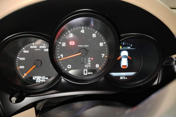Used Porsche Macan 2014 Macan 2.0T Instrument Cluster