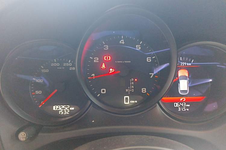 Used Porsche Macan 2014 Macan 2.0T Instrument Cluster