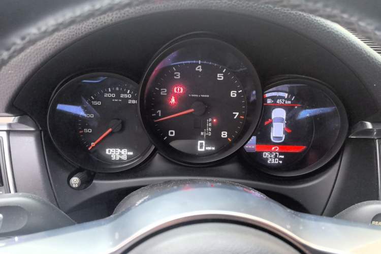 Used Porsche Macan 2014 Macan 2.0T Instrument Cluster