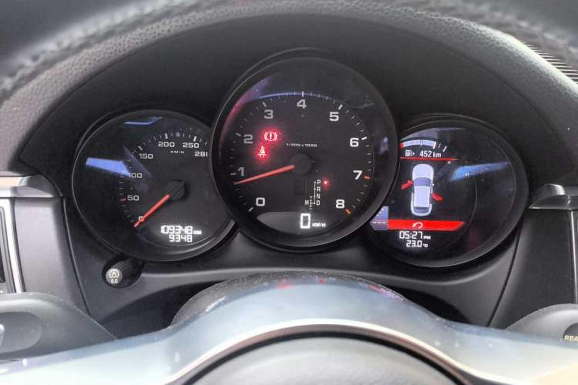 Used Porsche Macan 2014 Macan 2.0T Instrument Cluster