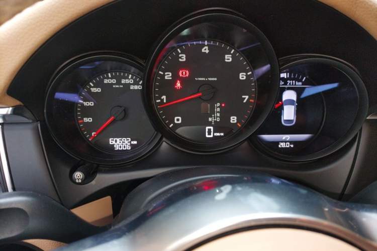 Used Porsche Macan 2014 Macan 2.0T Instrument Cluster